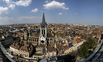 Панорама Дижона с башни Филиппа Доброго